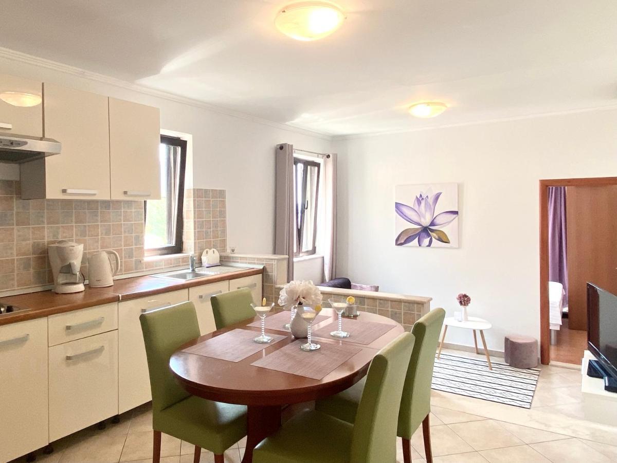 Apartments La Perla มลินี ภายนอก รูปภาพ